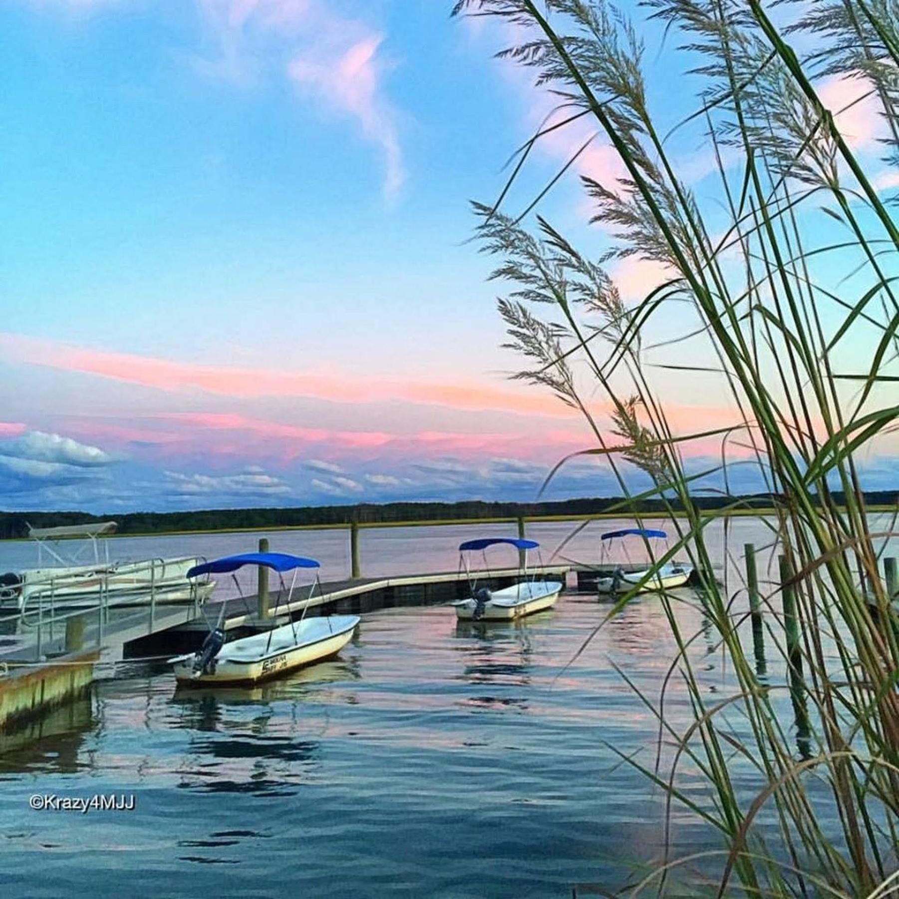 Snug Harbor Marina And Hotel Chincoteague Exterior foto